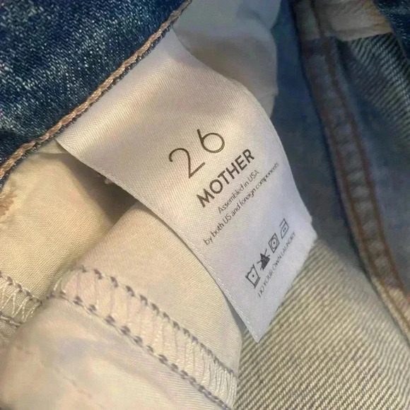 Candice + Mother The Stunner Hijacking the Runway Size 26 - Picture 4 of 5